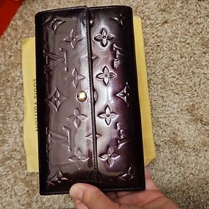 Authentic LOUIS VUITTON WALLET
